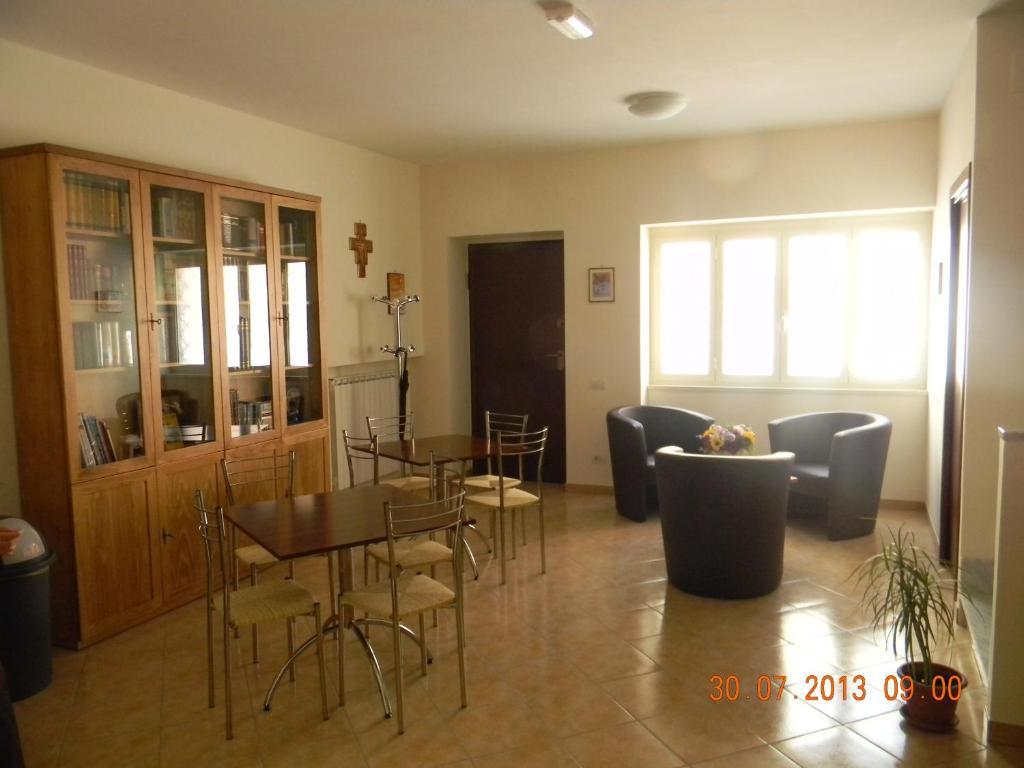 Отель Casa Per Ferie Beato Rosaz Рим Экстерьер фото