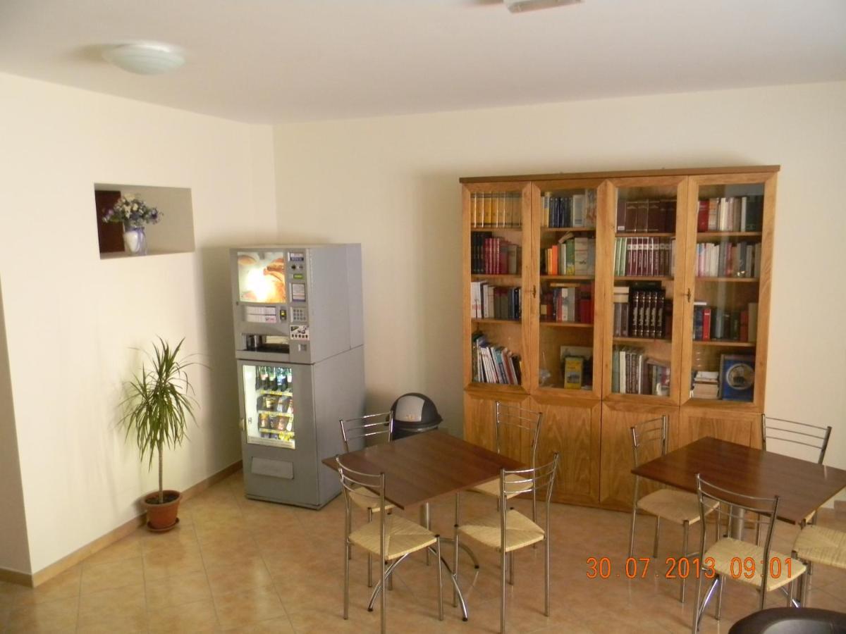 Отель Casa Per Ferie Beato Rosaz Рим Экстерьер фото